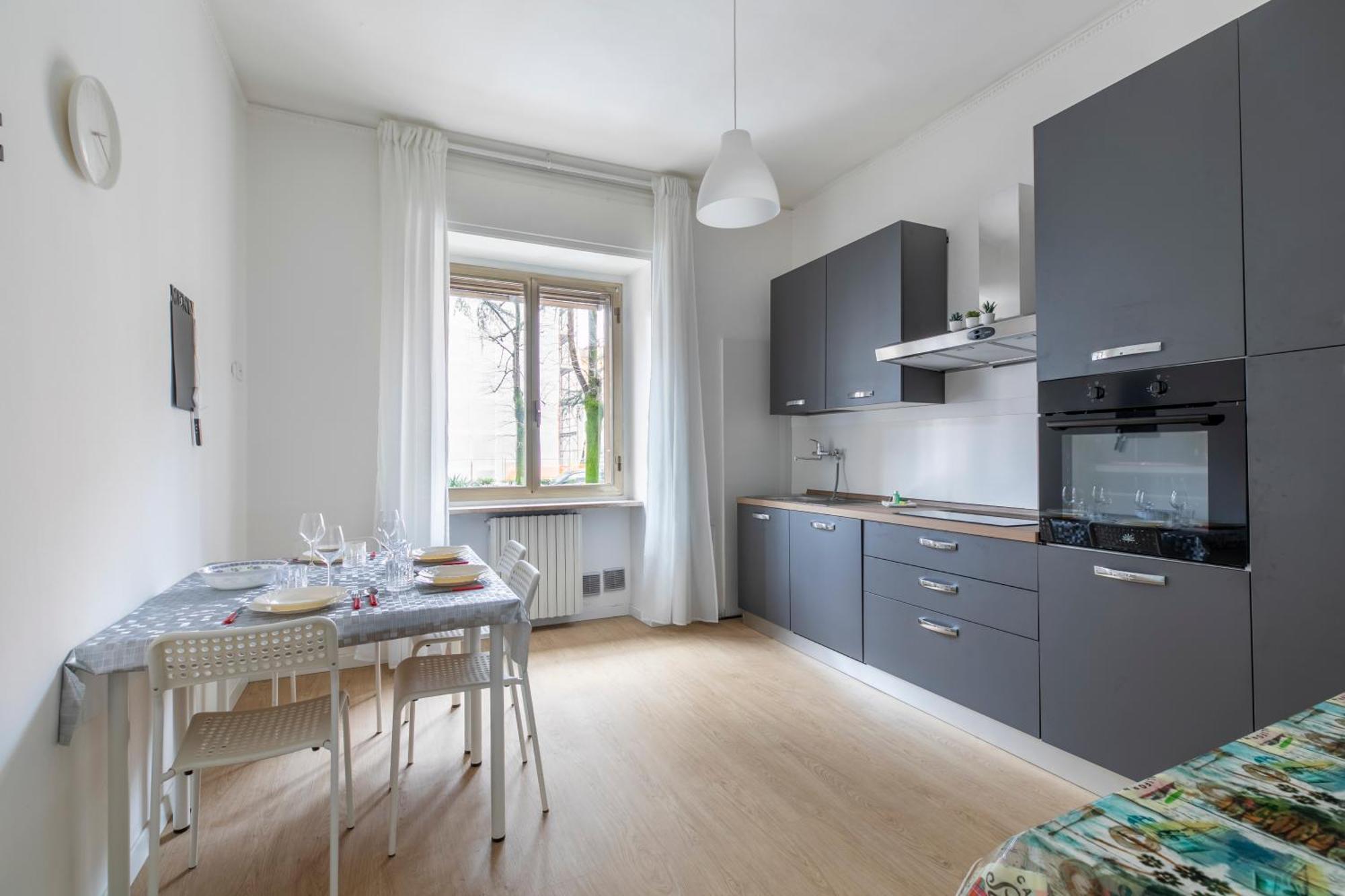 Casa Graziella - A 2 Passi Dal Centro E Stazione Di Verona Luaran gambar